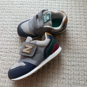 BRAND NEW 🔥 New Balance 996 Kids Sneakers